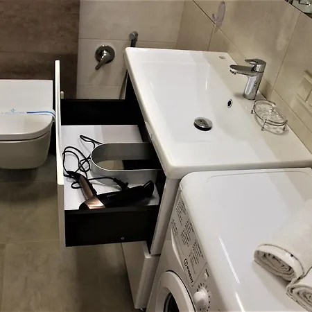 Bel'etazh S Vidom Na Teatr Muzkomedii Apartment *