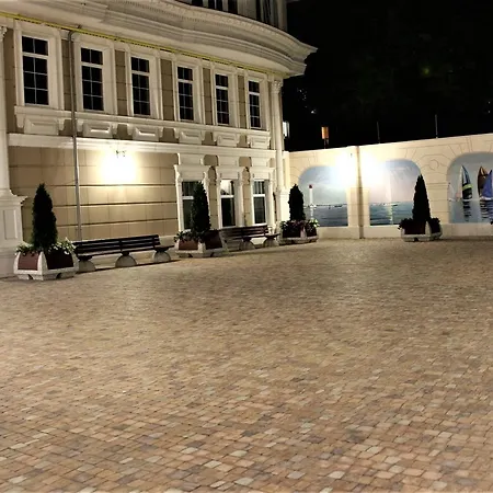 Bel'etazh S Vidom Na Teatr Muzkomedii Apartment Odesa