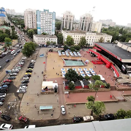 Apartment Bel'etazh S Vidom Na Teatr Muzkomedii *